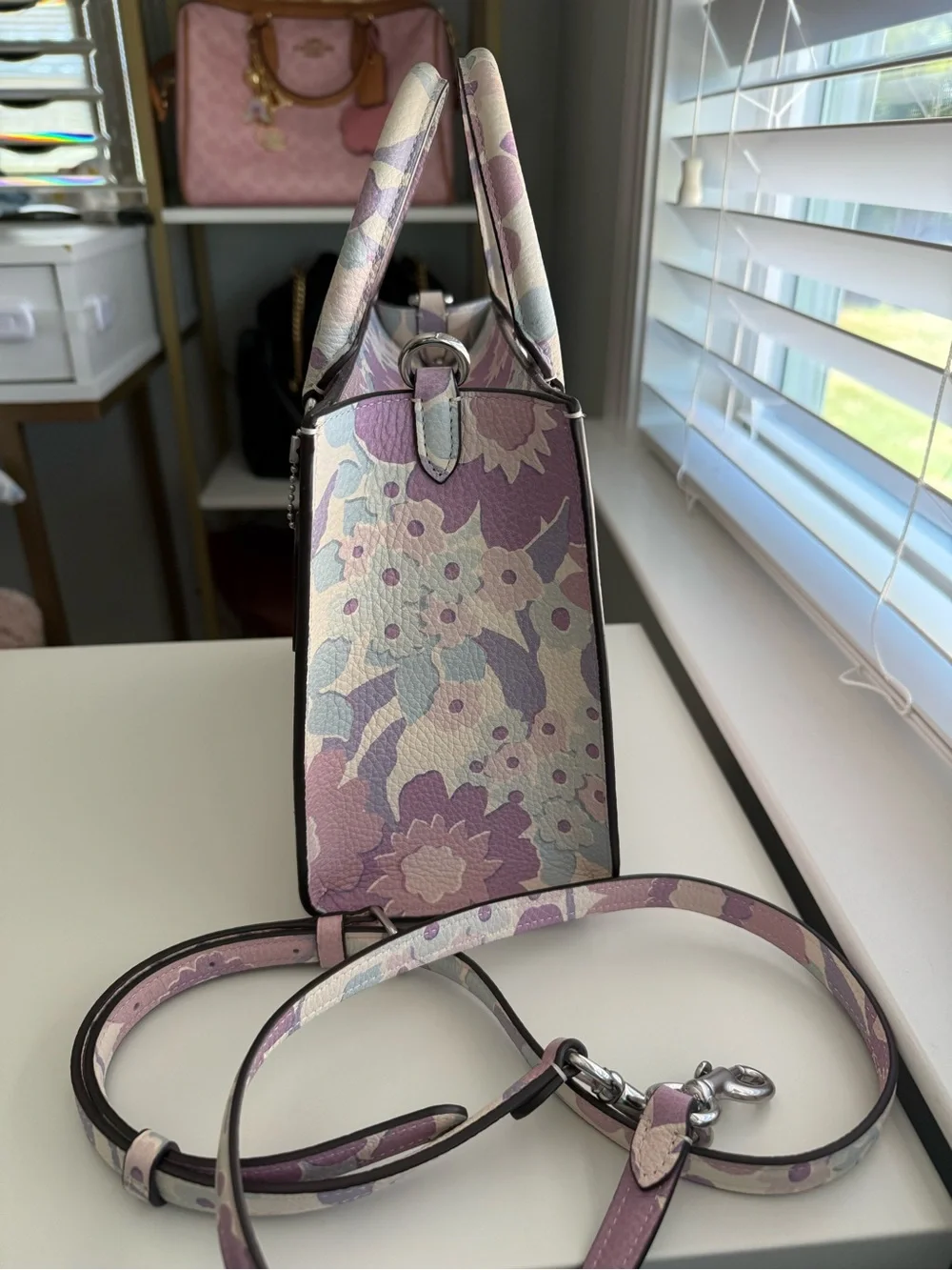 Coach Maggie Tote - Picture 8 of 13